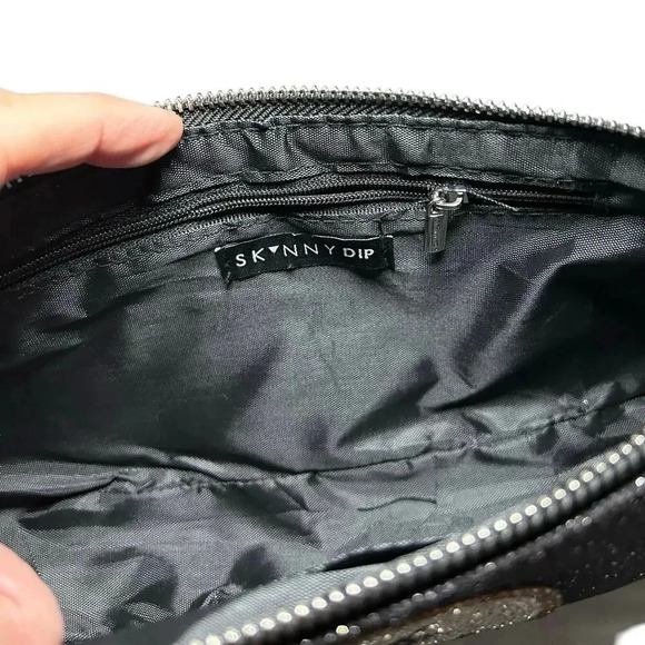 NWT Skinny Dip London Women’s Amber Smile Shoulder Bag Black Sparkly - Picture 6 of 6
